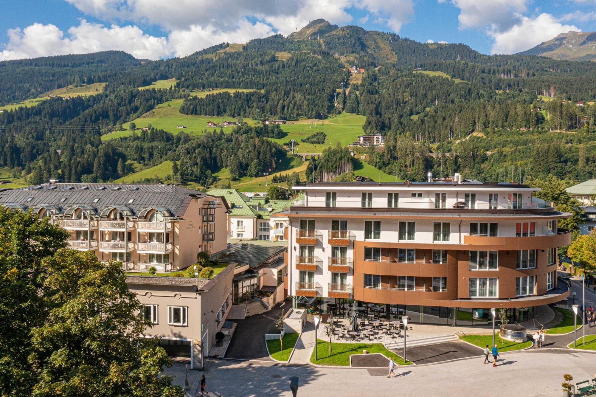 Aktiv- & Gesundheitsresort Das Gxund - Thermeneintritt Inklusive Bad Hofgastein Exterior foto